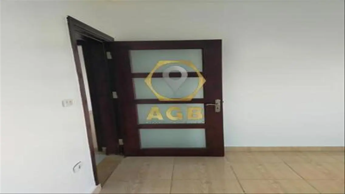 For sale, a 110-square-meter super-lux apartment i
