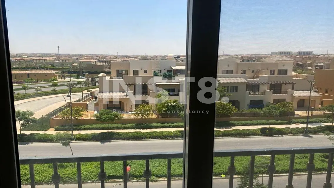 Luxury apartment for rent in Mivida pool view