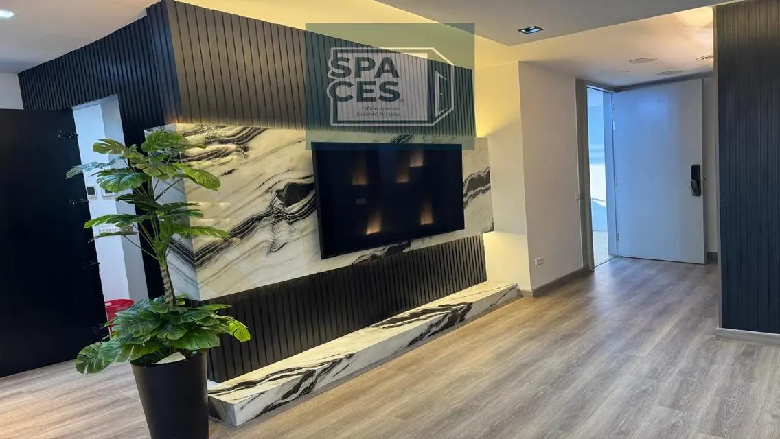 Furnished office for rent 658 m on South 90th Stre