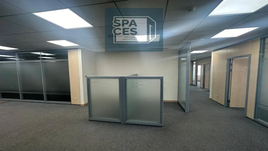 Fully finished office for rent 600m on South 90th