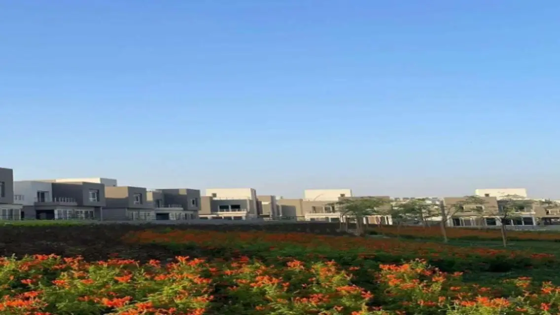 Town house in Etapa next to Al Rabwa compound