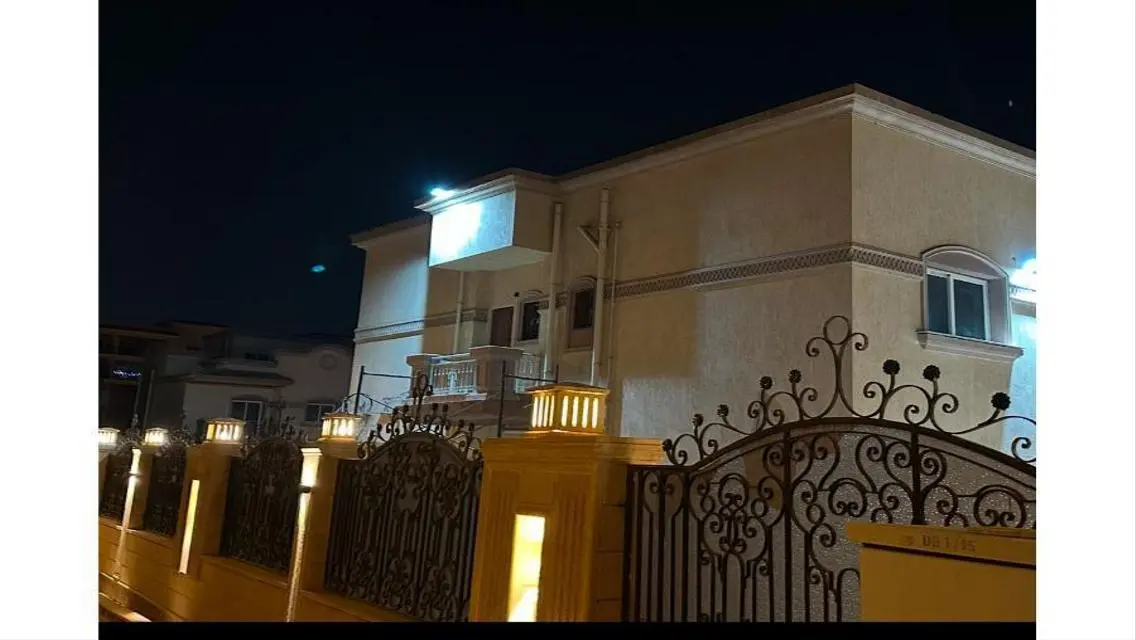 ارقي فيلا اول سكن للايجار القانون في الرحاب تشطيبا