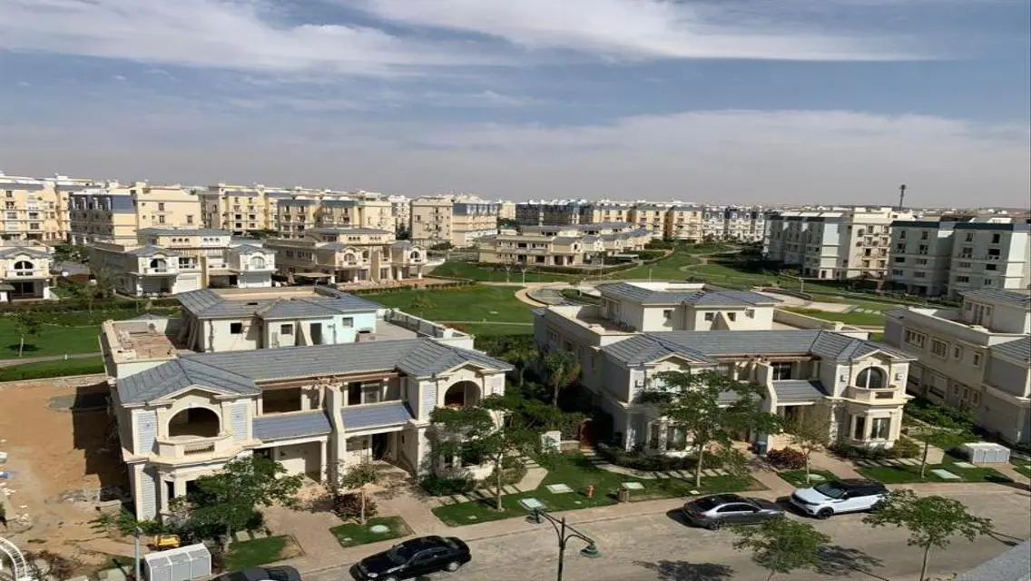 I villa roof for sale in mountain view hyde park