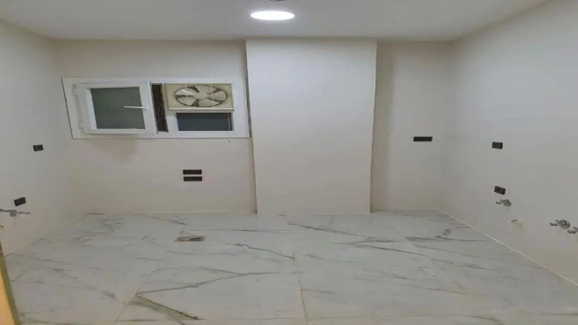 شقه للايجار  باللوتس الشماليه اول سكن