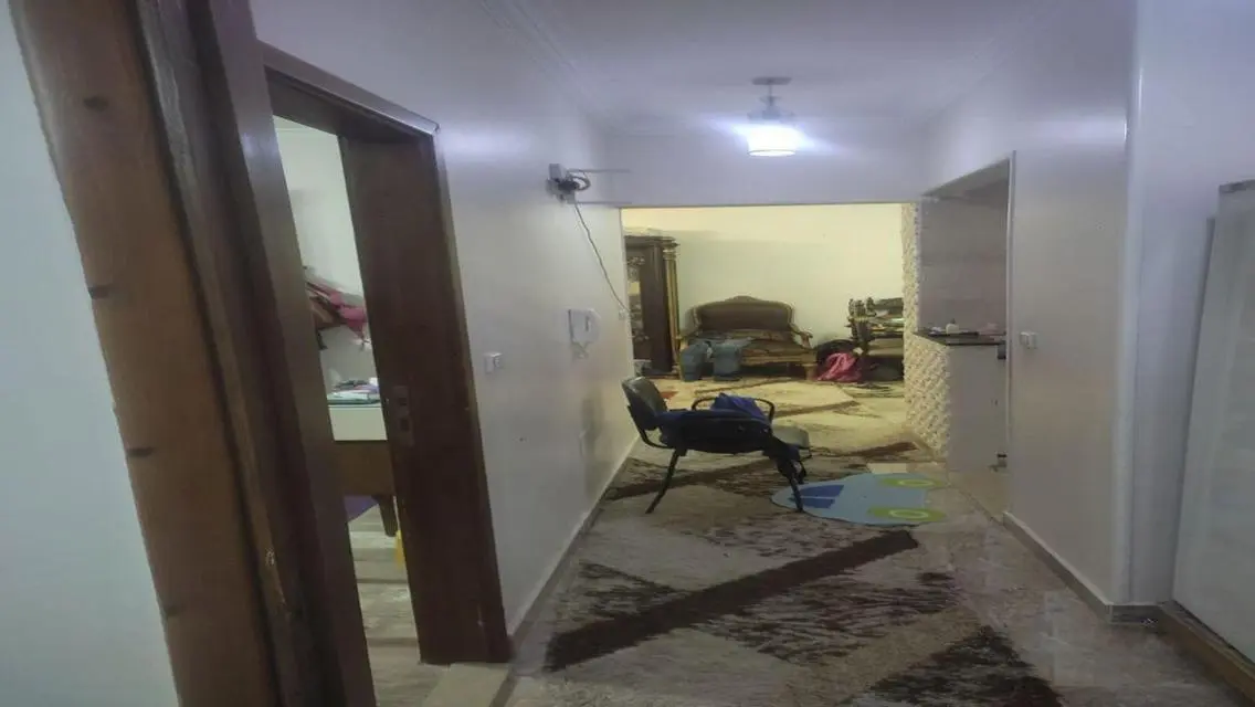 شقه للبيع روف باللوتس الشماليه