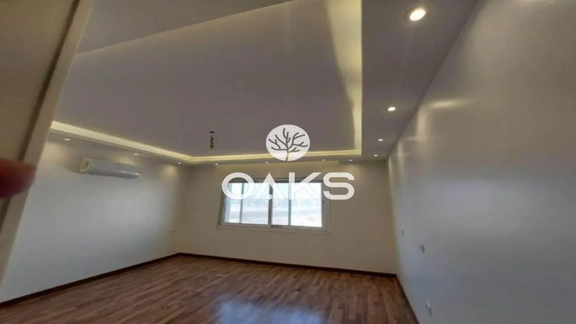 Apartment for sale in Azad Compound DP 1,900,000