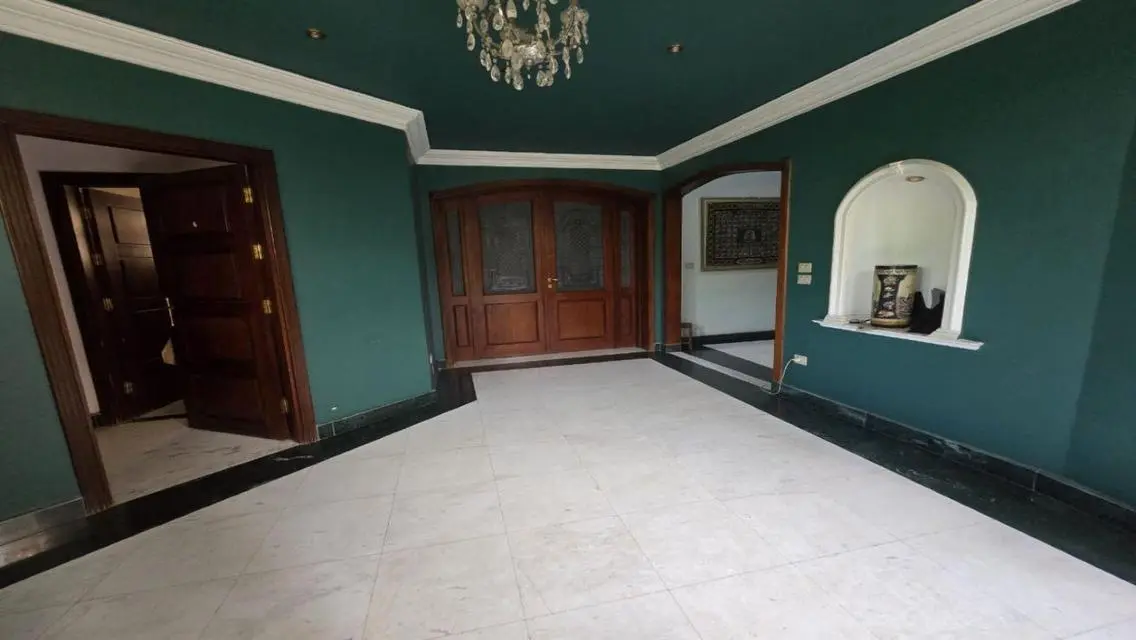 Luxury Villa for Sale in Al Banafseg 8