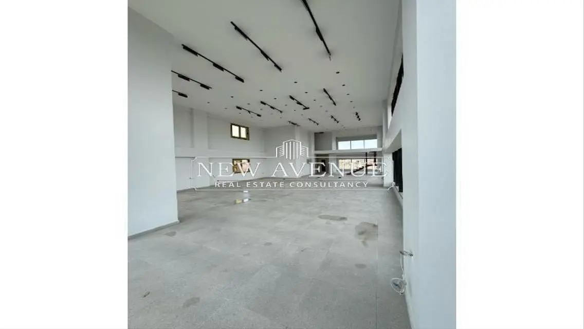 Administrative Office 280m for Rent panorama view