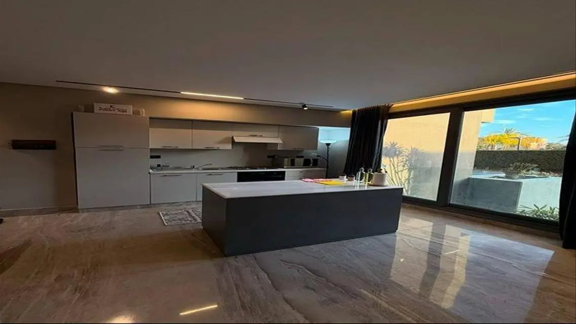 Luxury studio for rent in Silver Palm Compound (Ma