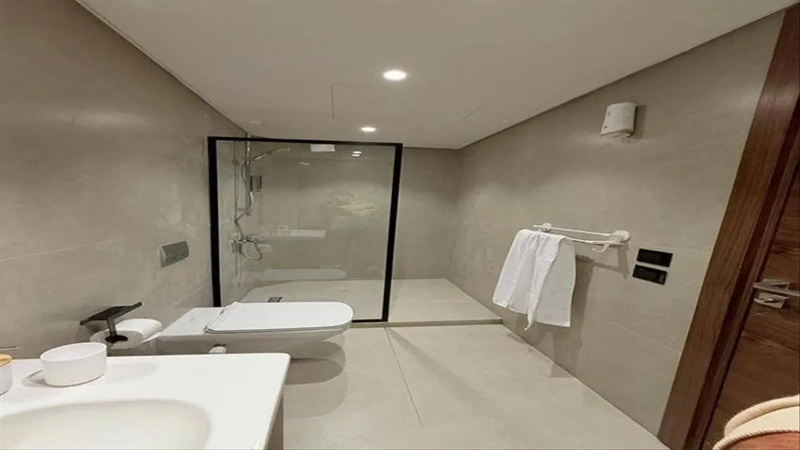 Luxury studio for rent in Silver Palm Compound (Ma
