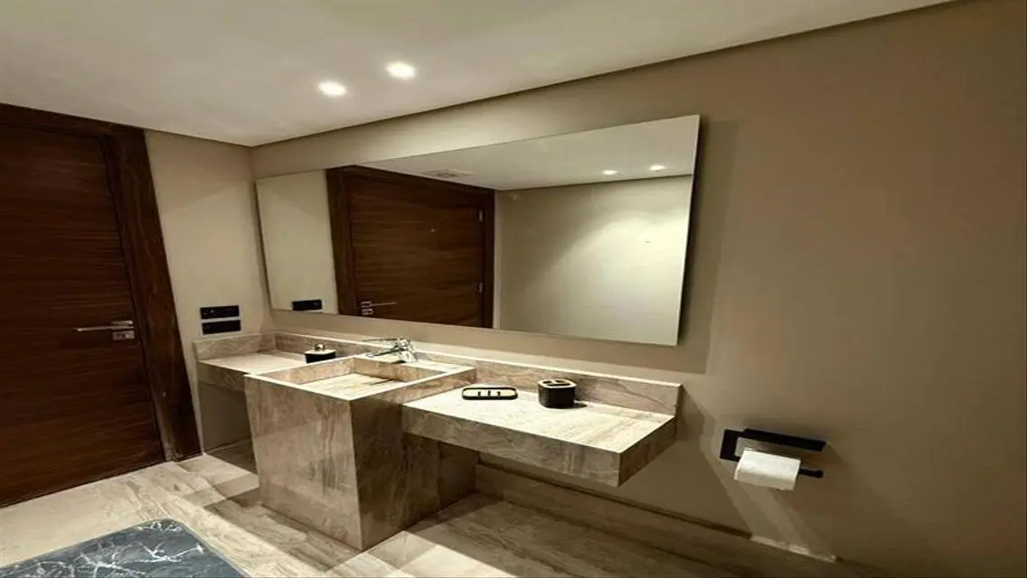 Luxury studio for rent in Silver Palm Compound (Ma