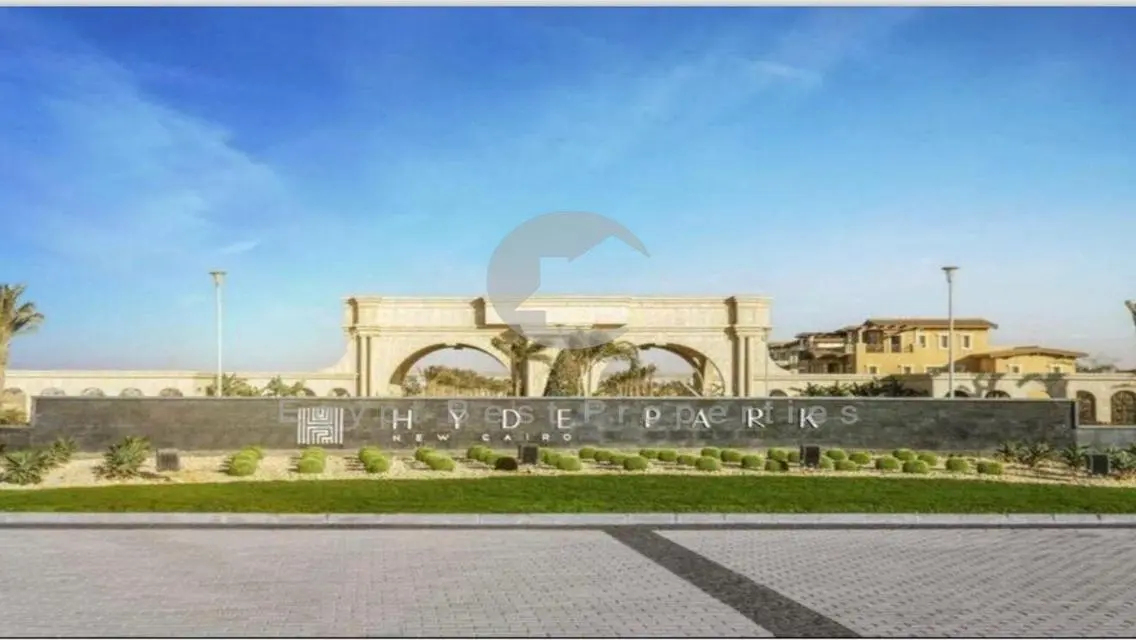LUXURY VILLA WITH NEW OFFER 0% DP OVER 12 YEARS .