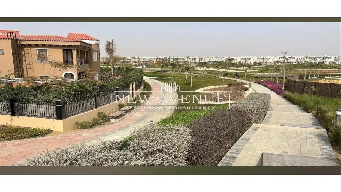 شقة فاخرة مع شرفة وحارس أمن