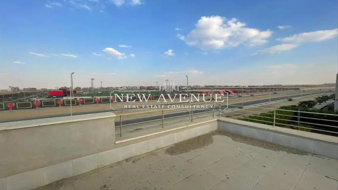 Standalone Corner with Penthouse Open View in VGK