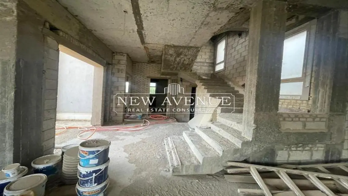 Standalone Corner with Penthouse Open View in VGK