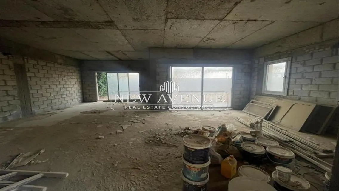 Standalone Corner with Penthouse Open View in VGK