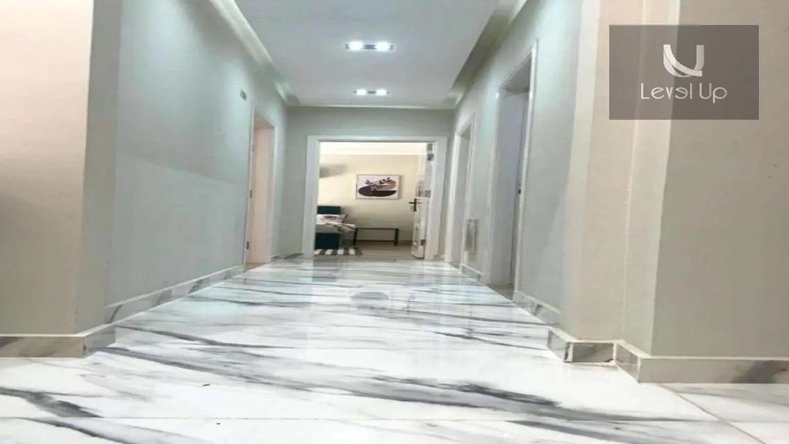 شقة لقطة للبيع مفروشة بالكامل بماونتن فيو اي سيتي