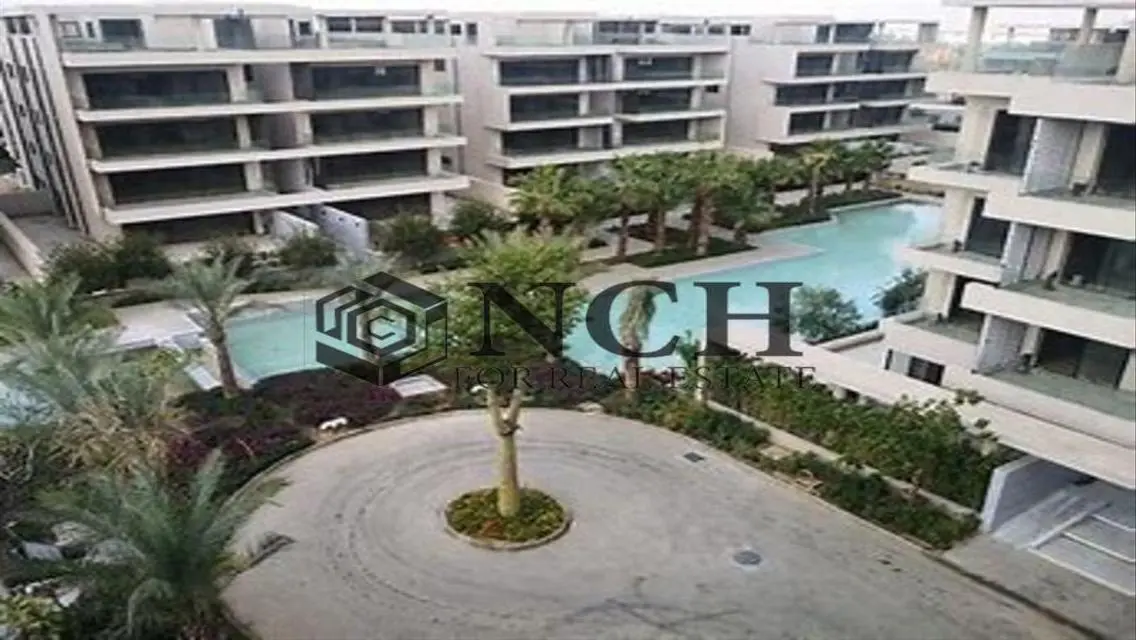 SPECIAL APT 122M WZ GARDEN SALE, PRIME LOCATION .