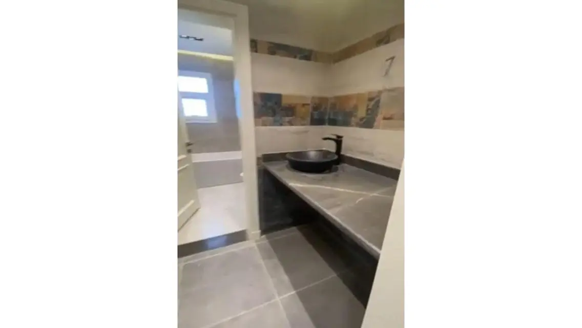 اى فيلا رووف للايجار في ماونتن فيو هايد بارك