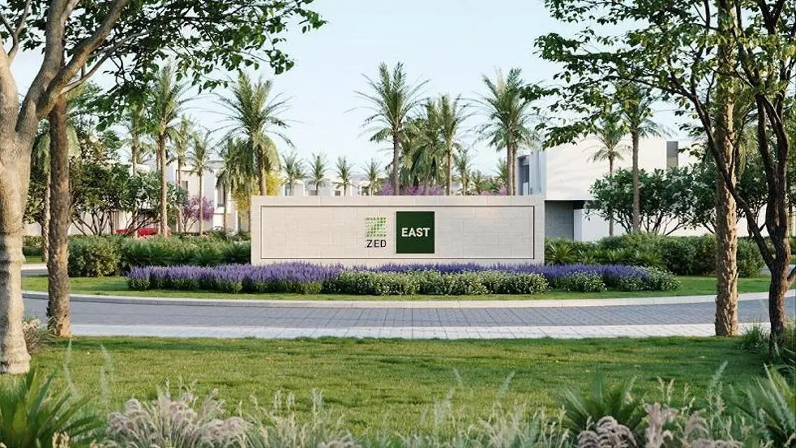 Studio with garden for sale in zed east new cairo