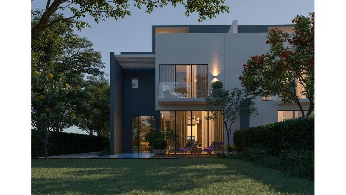 Stunning Home with Private Garden and Balcony