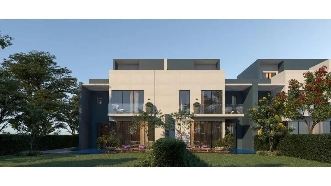 Stunning Home with Private Garden and Balcony