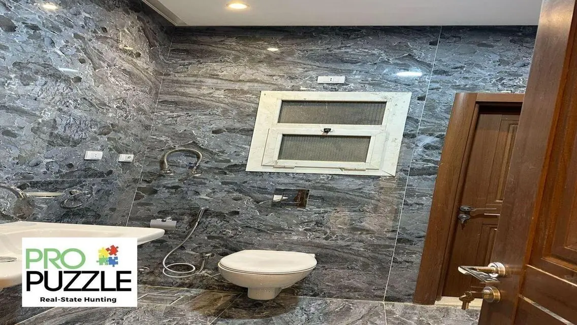 Villa for Rent in Phase 8 - First Occupancy