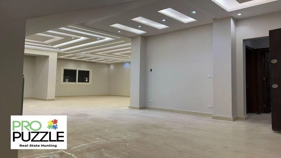 Villa for Rent in Phase 8 - First Occupancy