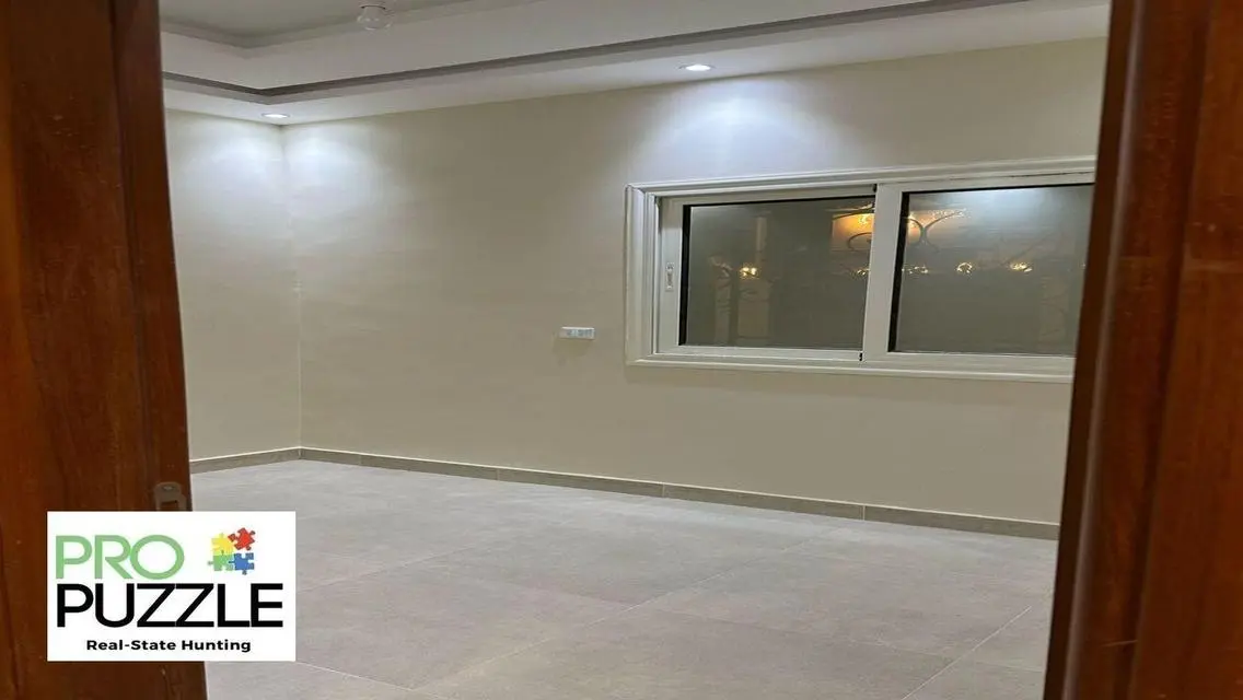 Villa for Rent in Phase 8 - First Occupancy