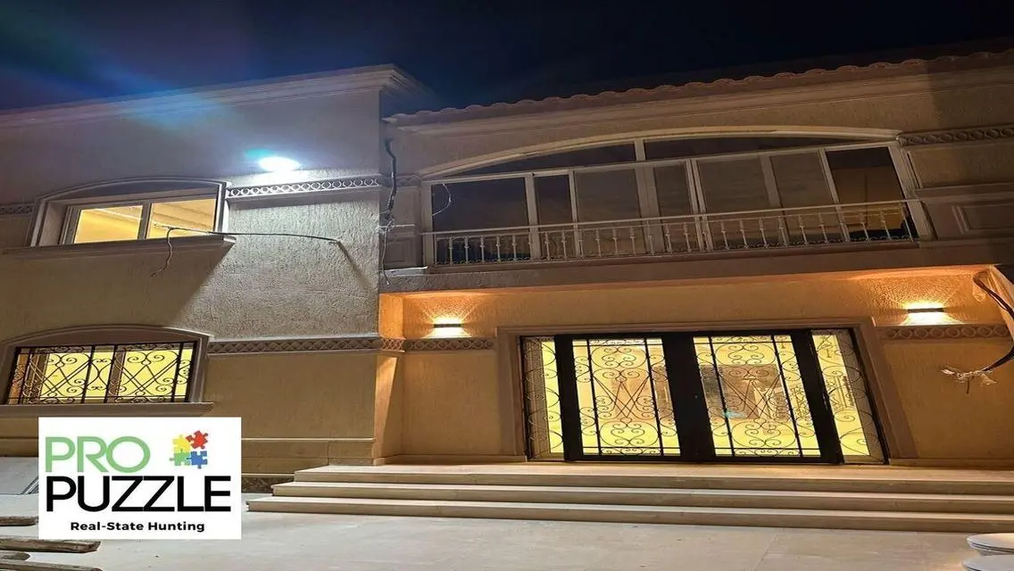 Villa for Rent in Phase 8 - First Occupancy