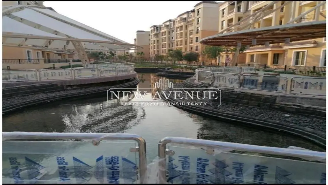 Luxury Three-Bedroom Apartment with Stunning Views