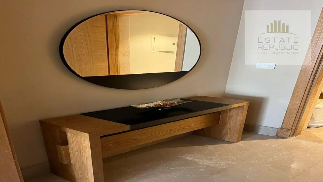 Forrent fully furnished hotel furniture in Eastown