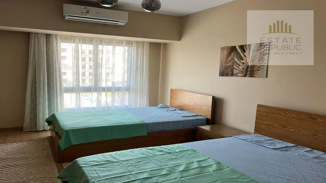 Forrent fully furnished hotel furniture in Eastown