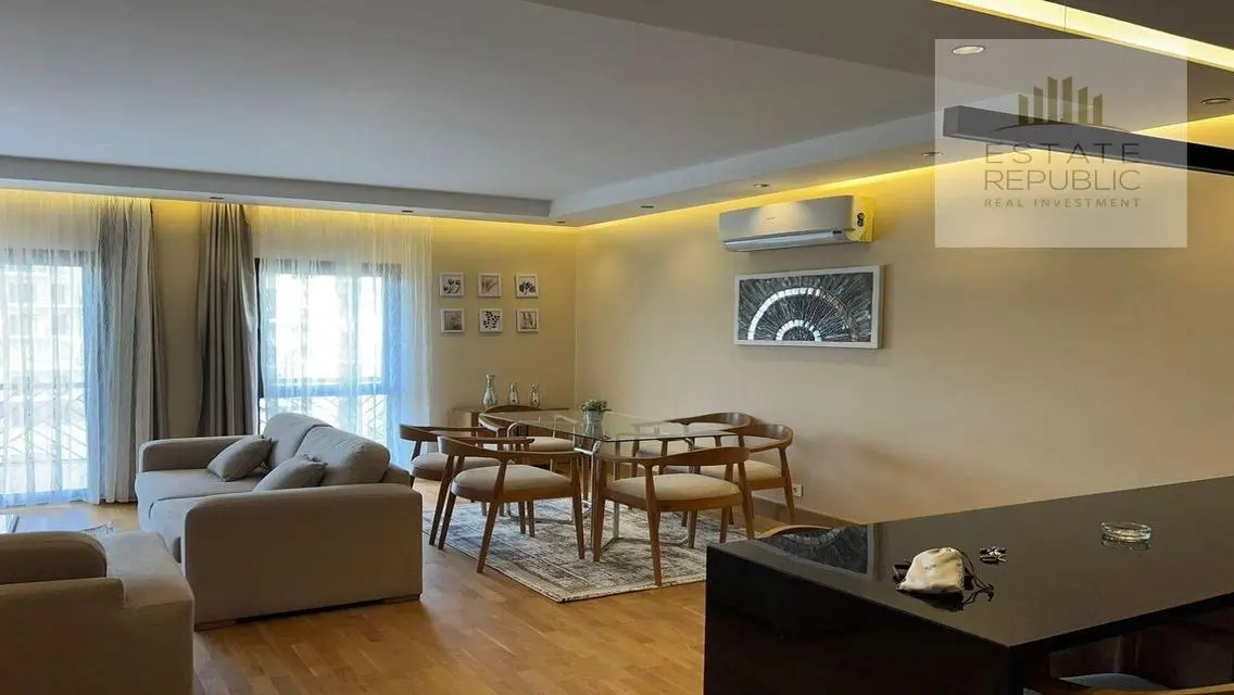 Forrent fully furnished hotel furniture in Eastown