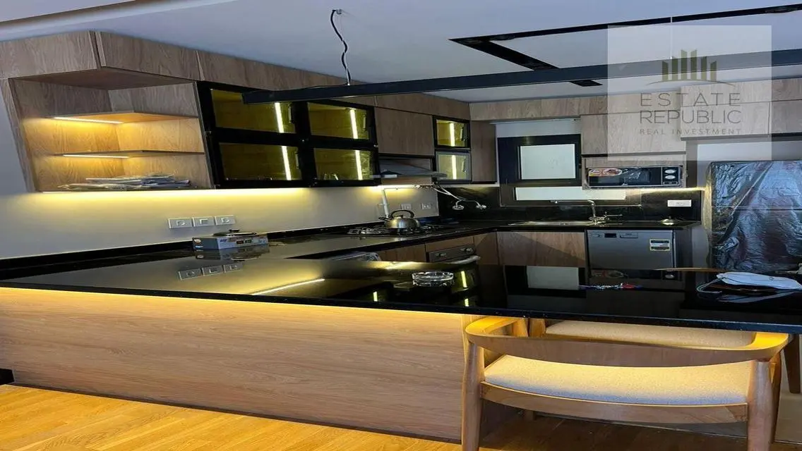 Forrent fully furnished hotel furniture in Eastown