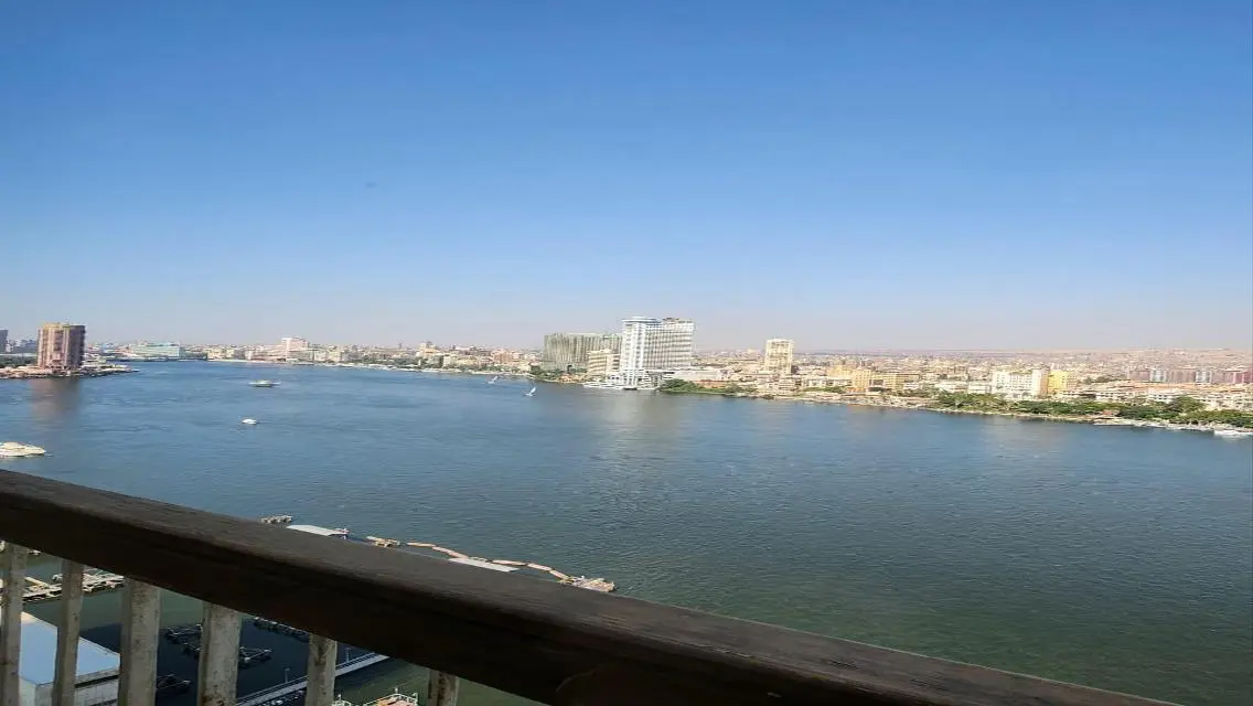 للسفارت والاجانب شقة فندقية للبيع 360م فى ش النيل