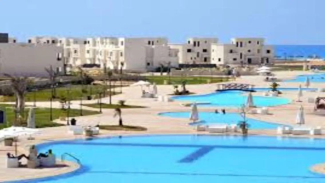 شاليه مميز للبيع في قرية ريماس بالساحل الشمالي