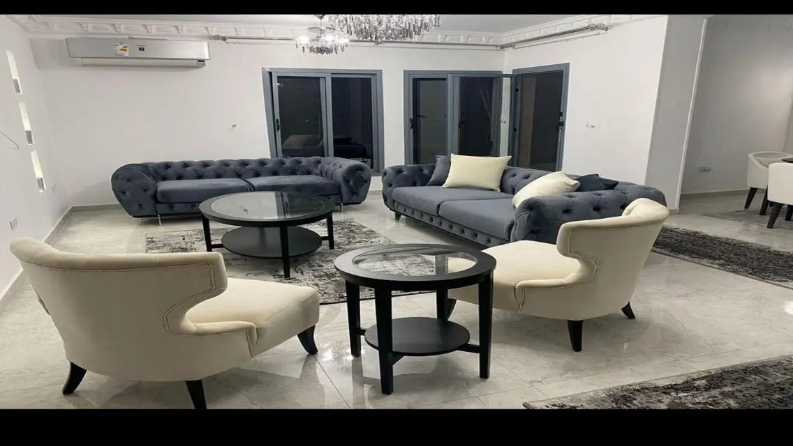 فرصة للشراء شقة تشطيبات خاصة بالرحاب جاهزة للسكن