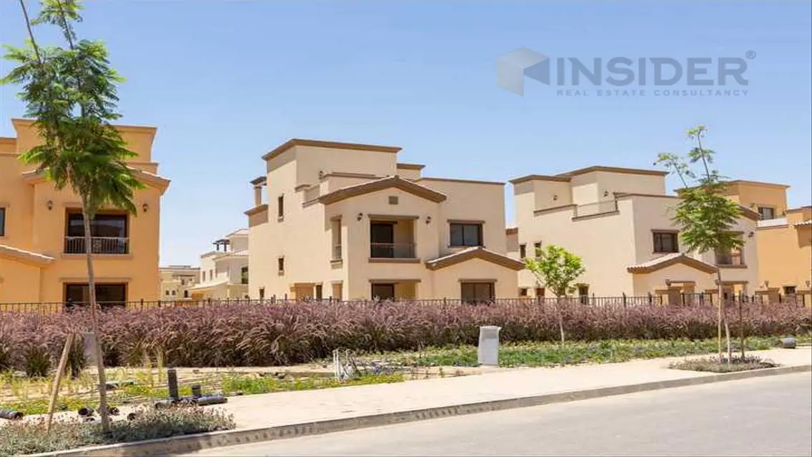 Luxurious Apartment with Private Garden and Spacious Area
