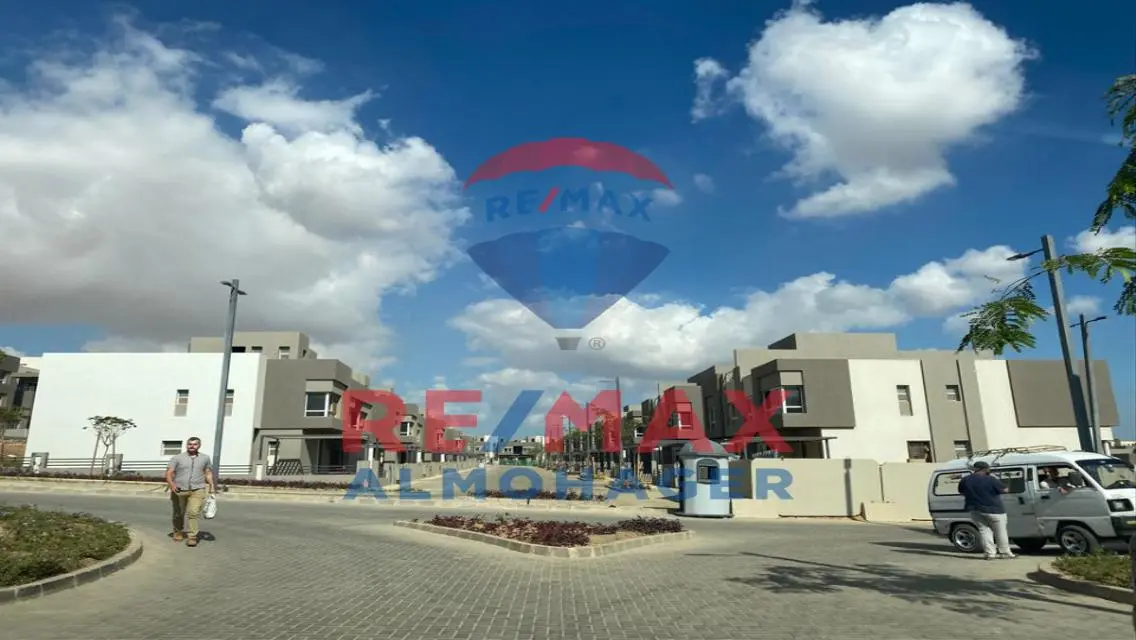 Luxurious Villa for Sale with Ideal Space