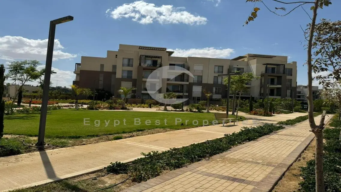 Apartment For Sale In Palm Parks With Garden