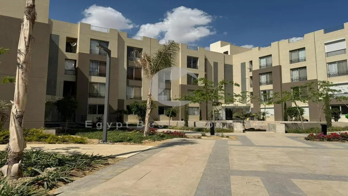 Apartment For Sale In Palm Parks With Garden