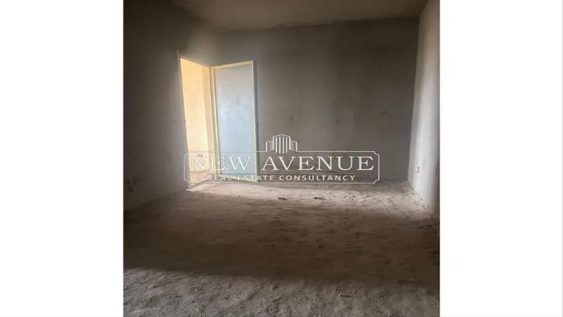 Townhouse middle Prime location in Lavenir