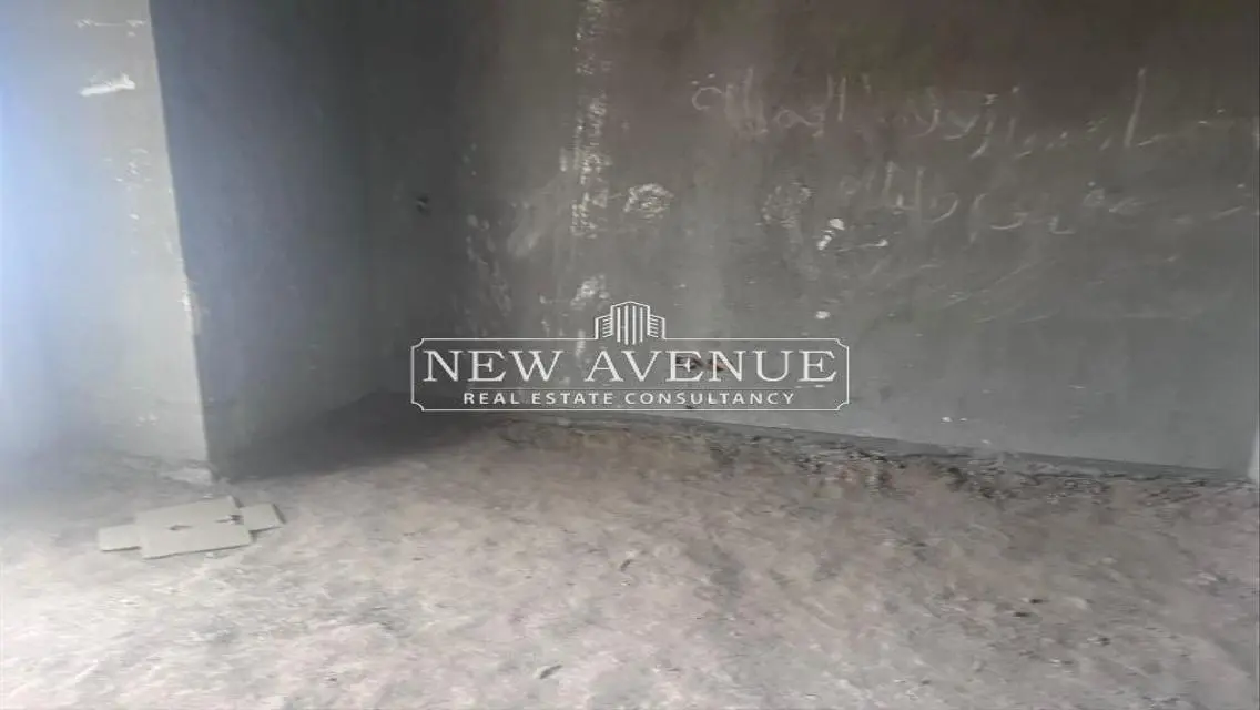 Townhouse middle Prime location in Lavenir