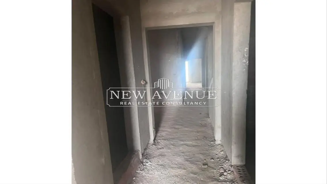Townhouse middle Prime location in Lavenir