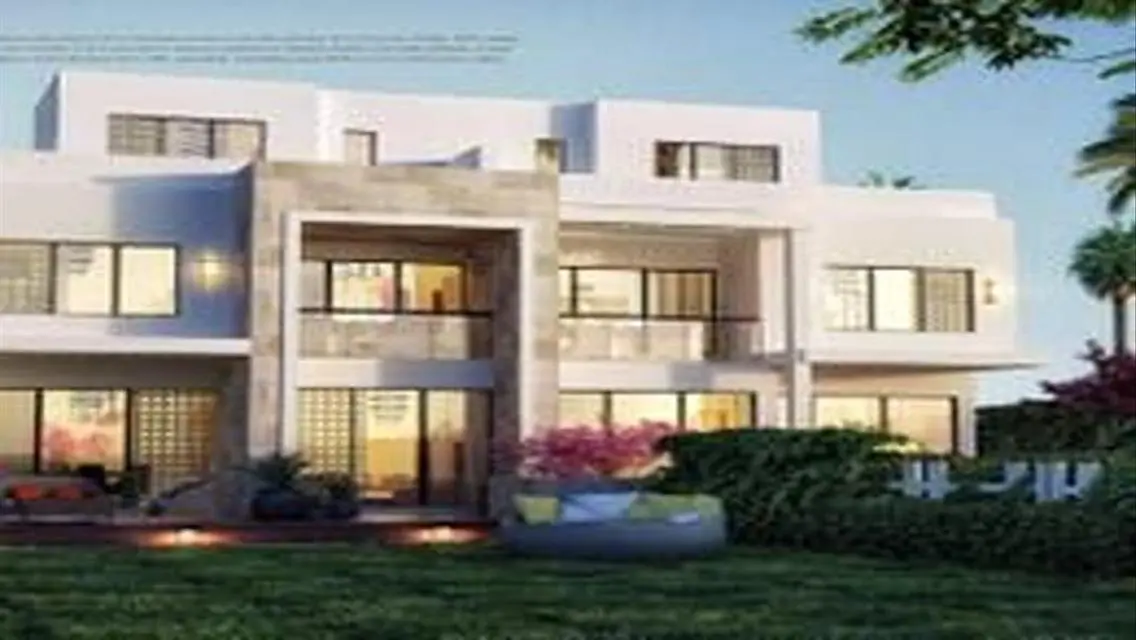 Twin house For Sale at Hyde park with good view