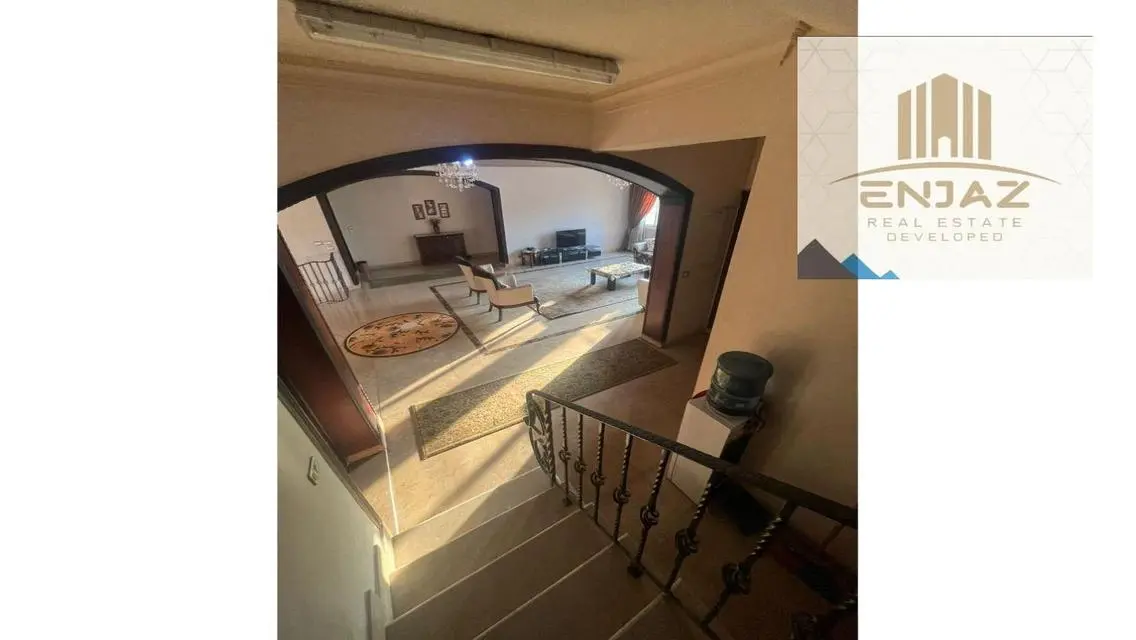 Palace for Sale in Madinaty, Directly on the Golf,