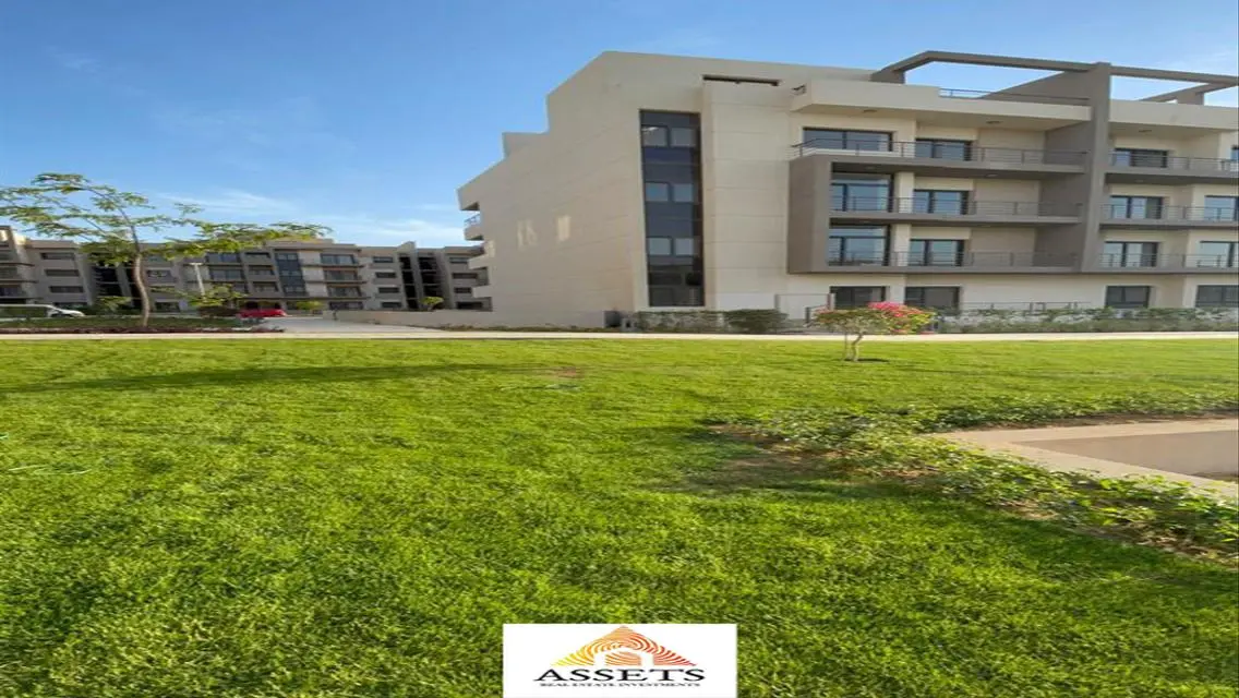 Luxury Villa for Sale with Amenities in the Heart of the City