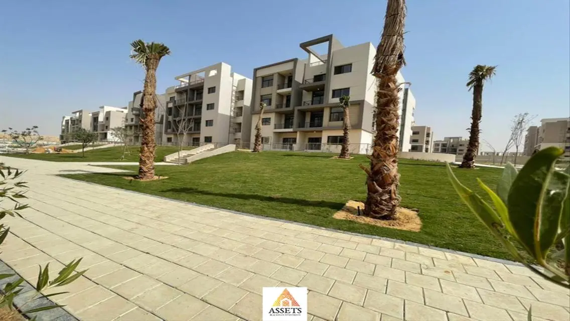 Luxury Villa for Sale with Amenities in the Heart of the City