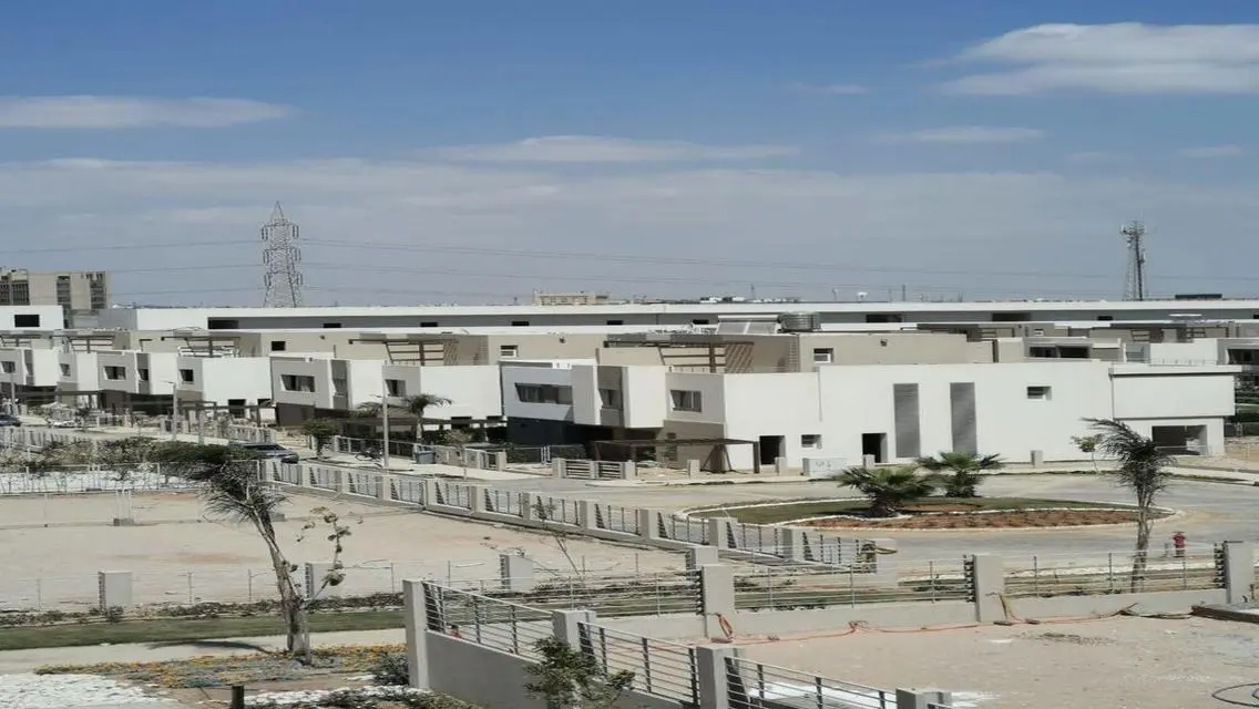 توين هاوس كورنر 349متر في بالم هيلز بالم فالي